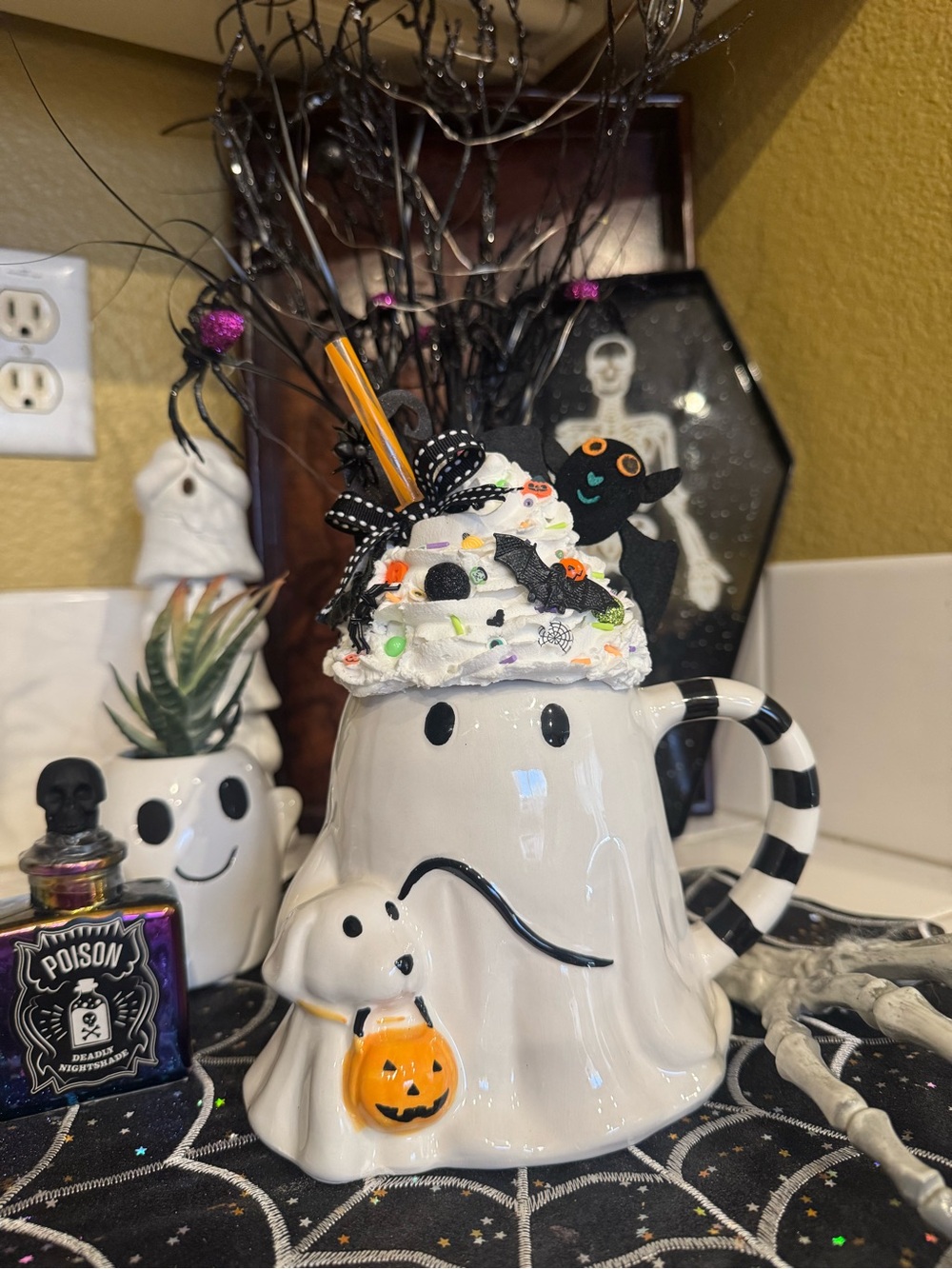 Ghost Halloween with Whipped Topping – White